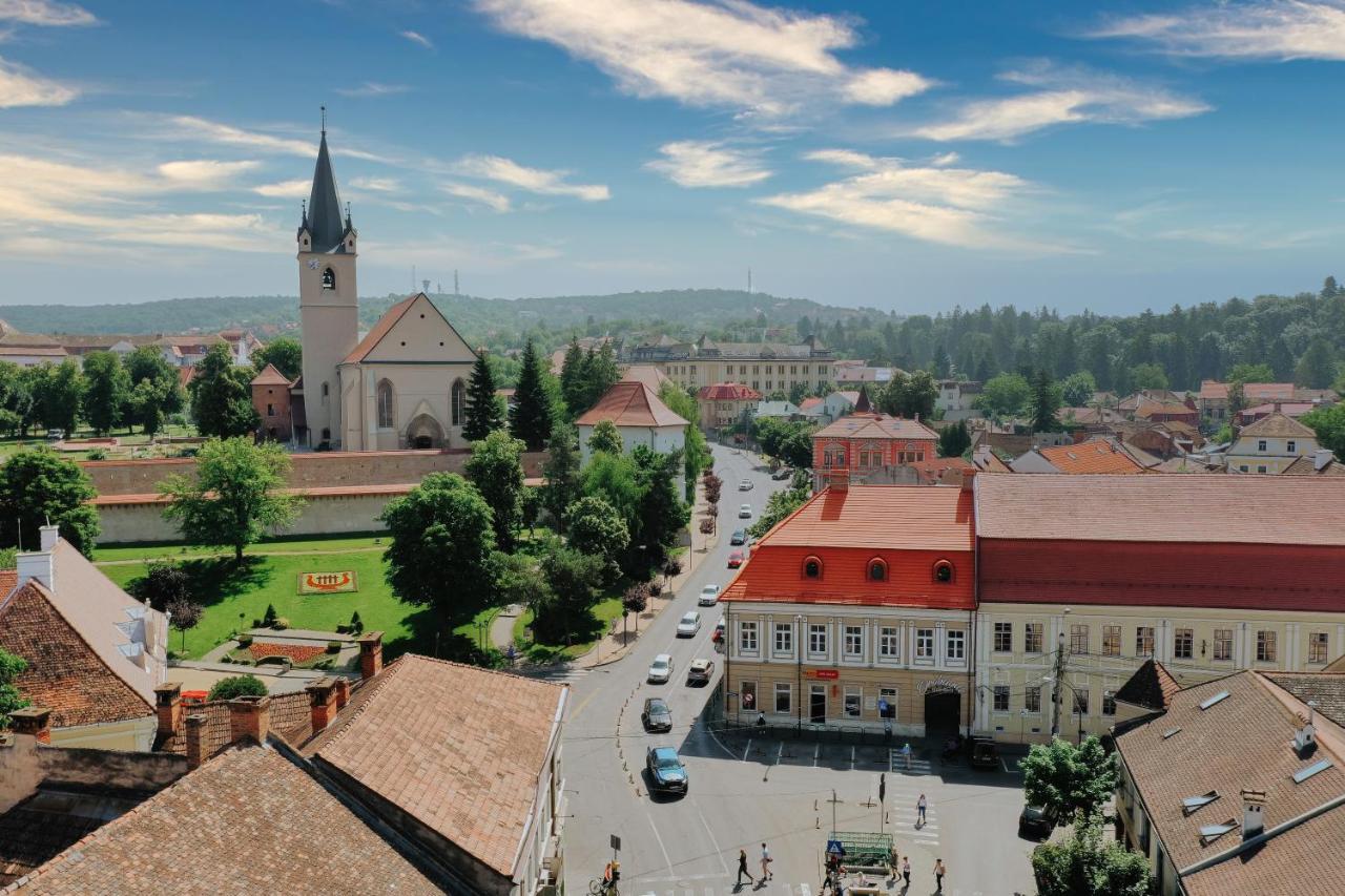 Haller Boutique Târgu-Mureş Екстериор снимка