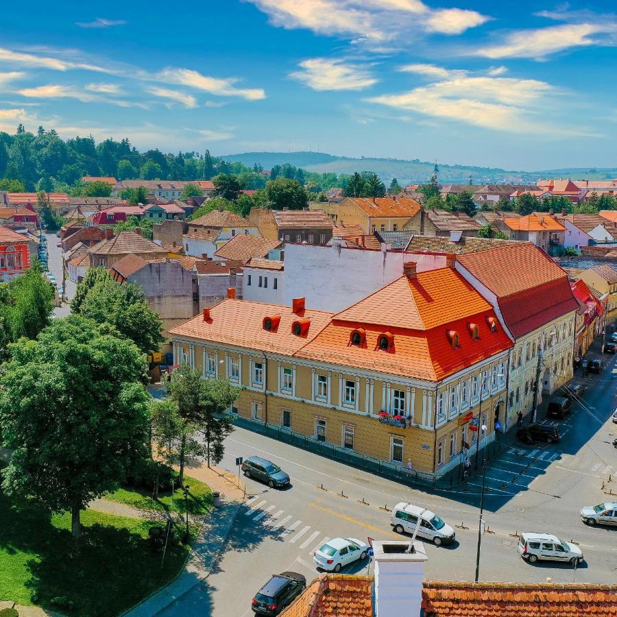 Haller Boutique Târgu-Mureş Екстериор снимка